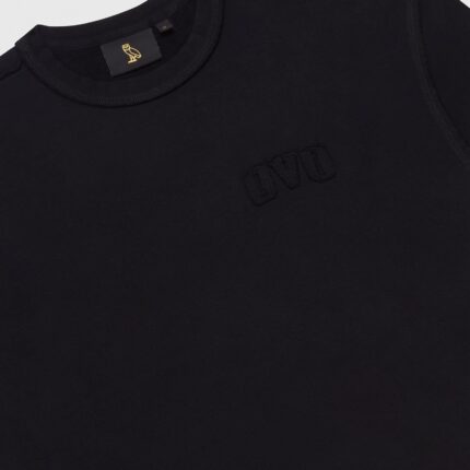 RAW EDGE ARCH LOGO CREWNECK